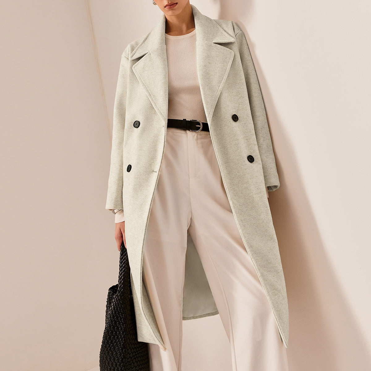 Trench Long Blanc Cassé | Élégance Classique | Polyvalent et Chic