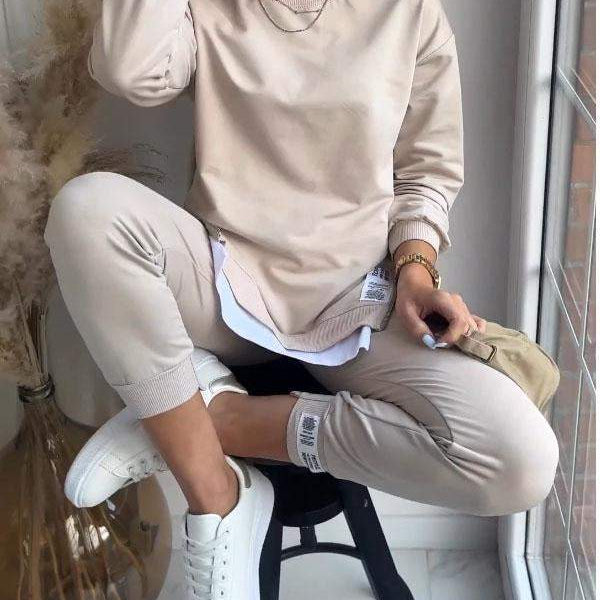 Ensemble Décontracté Sweat et Pantalon | Confortable et Stylé | Look Casual