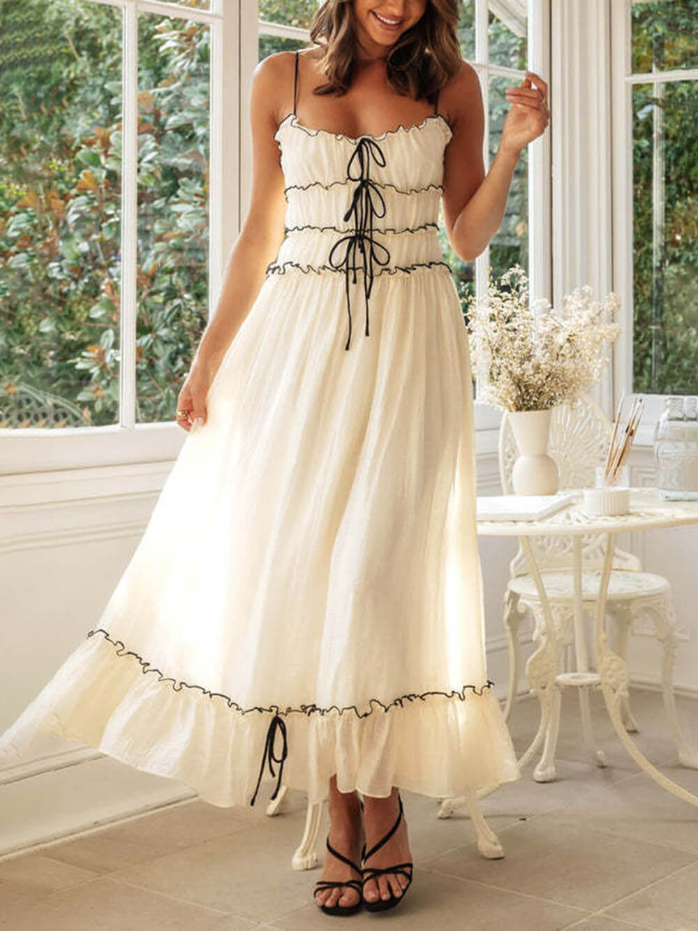 Robe Soleil Mousseuse – Coupe Fluide & Légèreté Élégante d’Été
