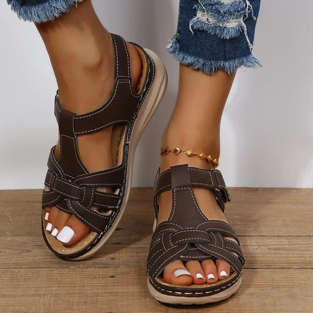 Elana | Sandale Plate avec Brides Entrelacées pour Femme