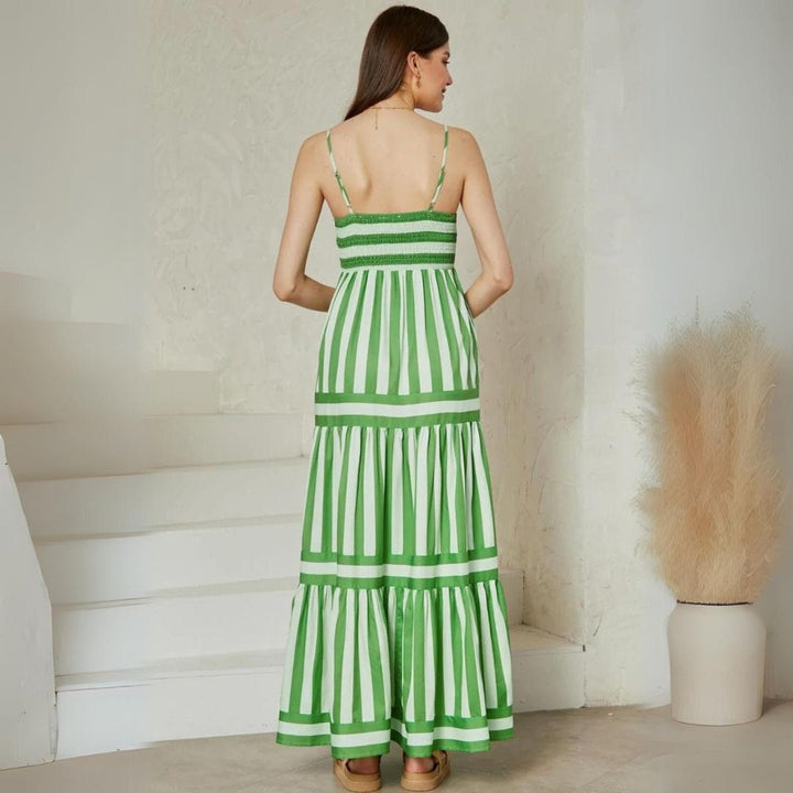 Robe Livia à Rayures – Coupe Légère & Esprit Ensoleillé d’Été