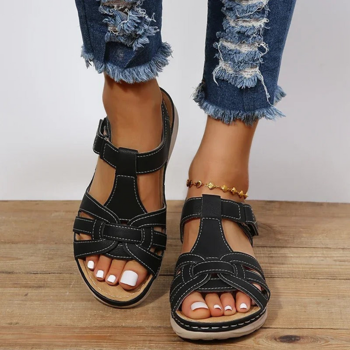 Elana | Sandale Plate avec Brides Entrelacées pour Femme