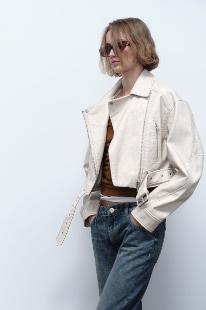 Veste Courte en Similicuir | Style Audacieux & Moderne | Coupe Ajustée