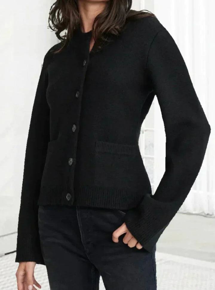 Cardigan Manches Évasées | Boutons Élégants | Tissu Doux