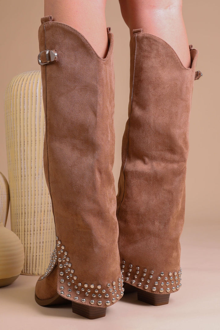 Bottes Hautes Femme Noires En Similicuir Avec Boucle Et Clous – Modèle Shark Tendance Pour La Saison Automne Hiver