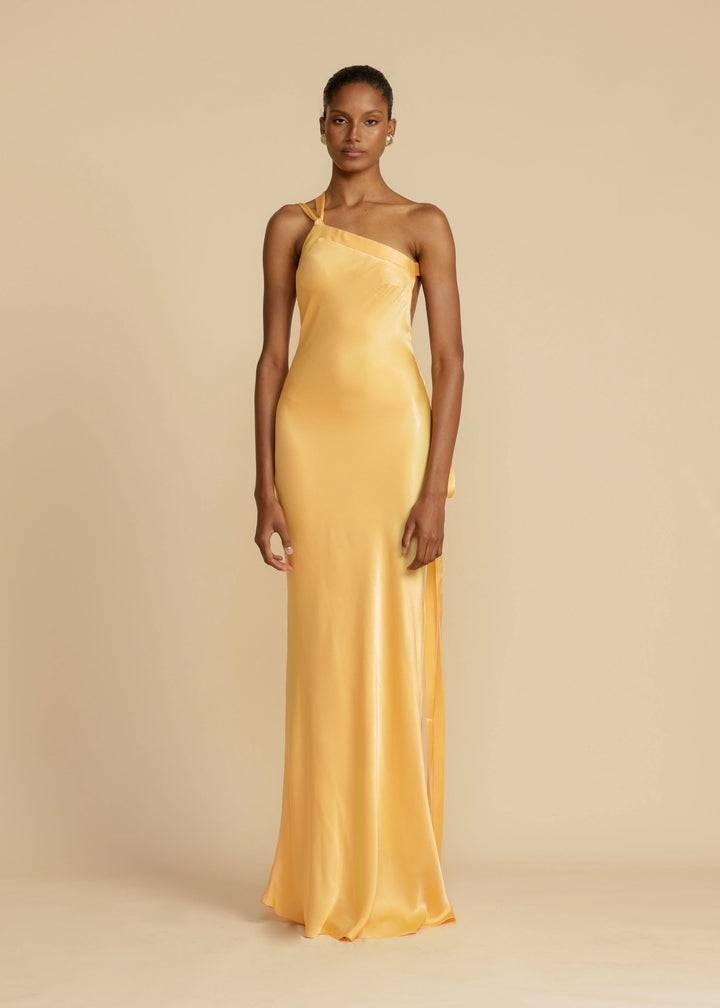 Robe Longue Satinée – Épaule Asymétrique Jaune Soleil
