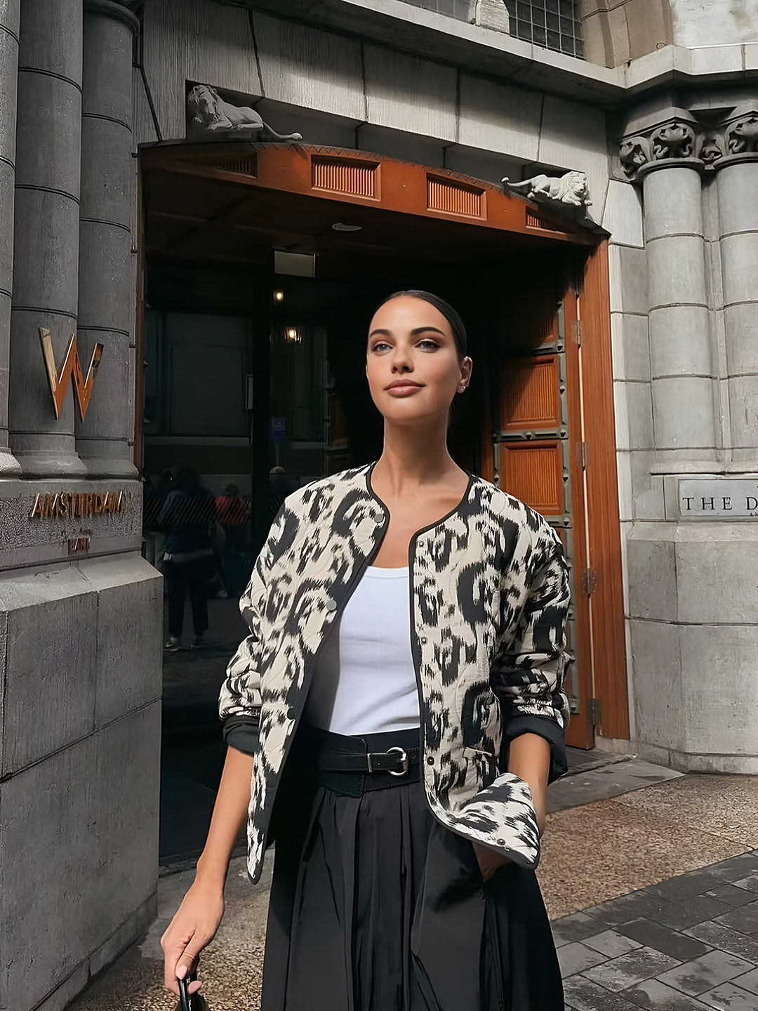 Veste Imprimée Abstraite | Noir et Blanc | Confort et Style