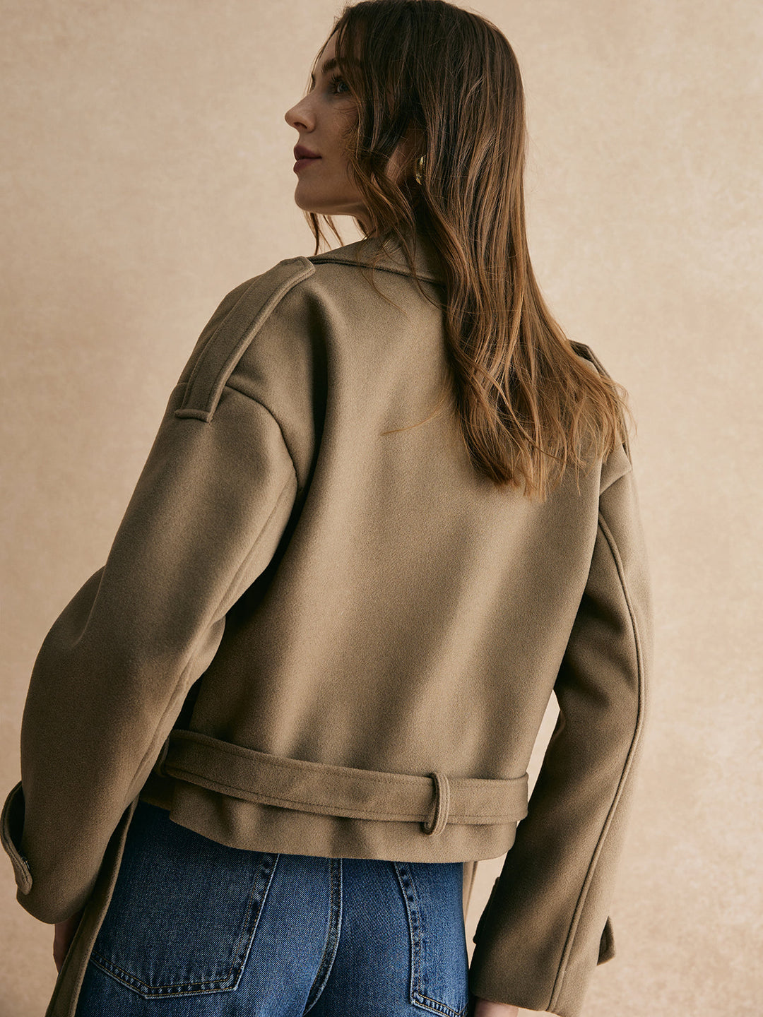 Veste Courte en Laine Mélangée | Élégance Moderne | Coupe Structurée