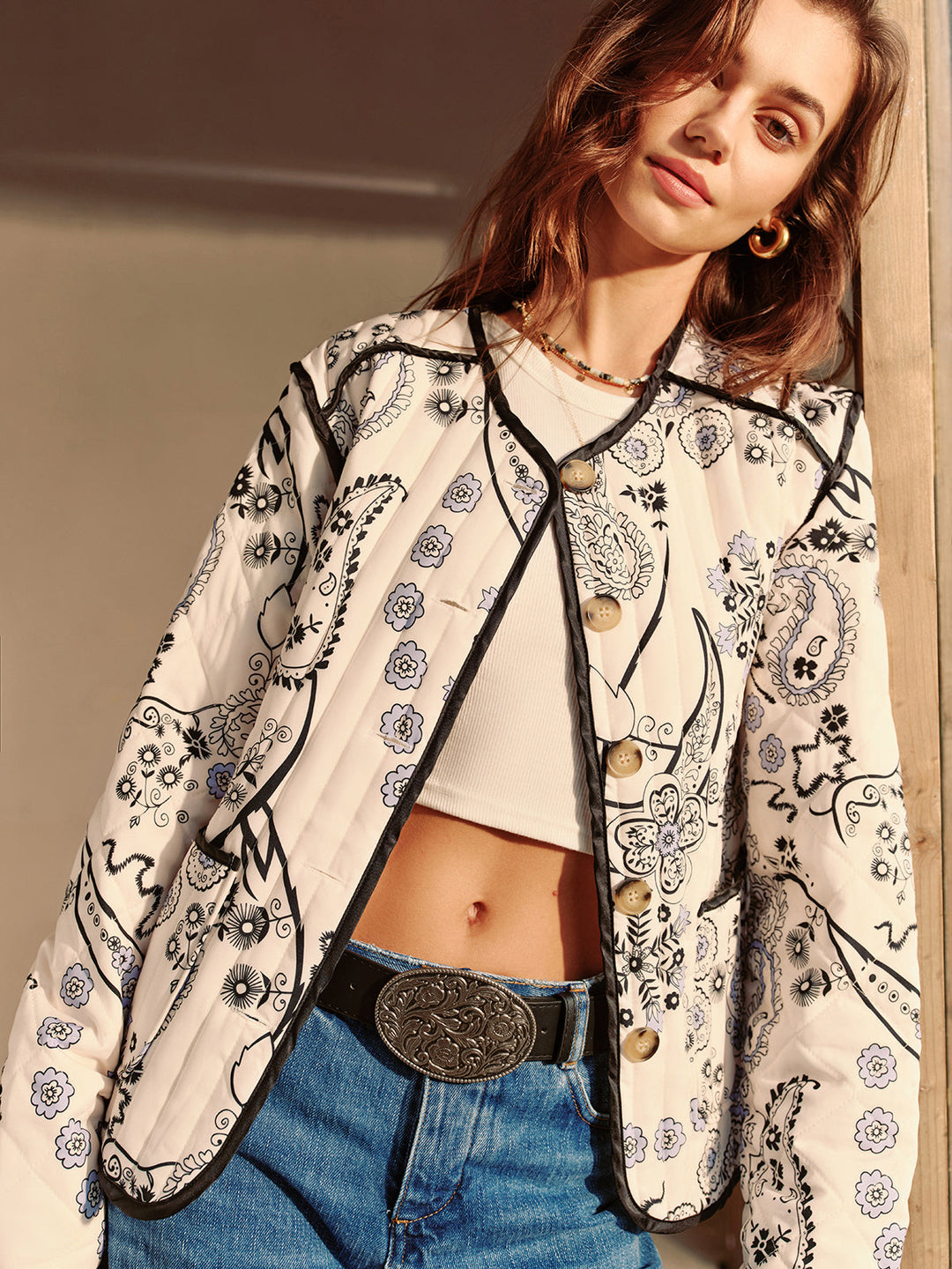 Veste Brodée Blanche | Motifs Floraux | Style Bohème
