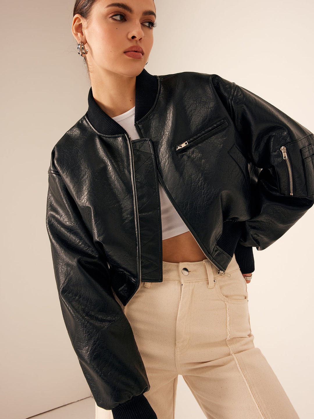 Veste Oversize en Similicuir Noir | Élégance Urbaine | Coupe Moderne