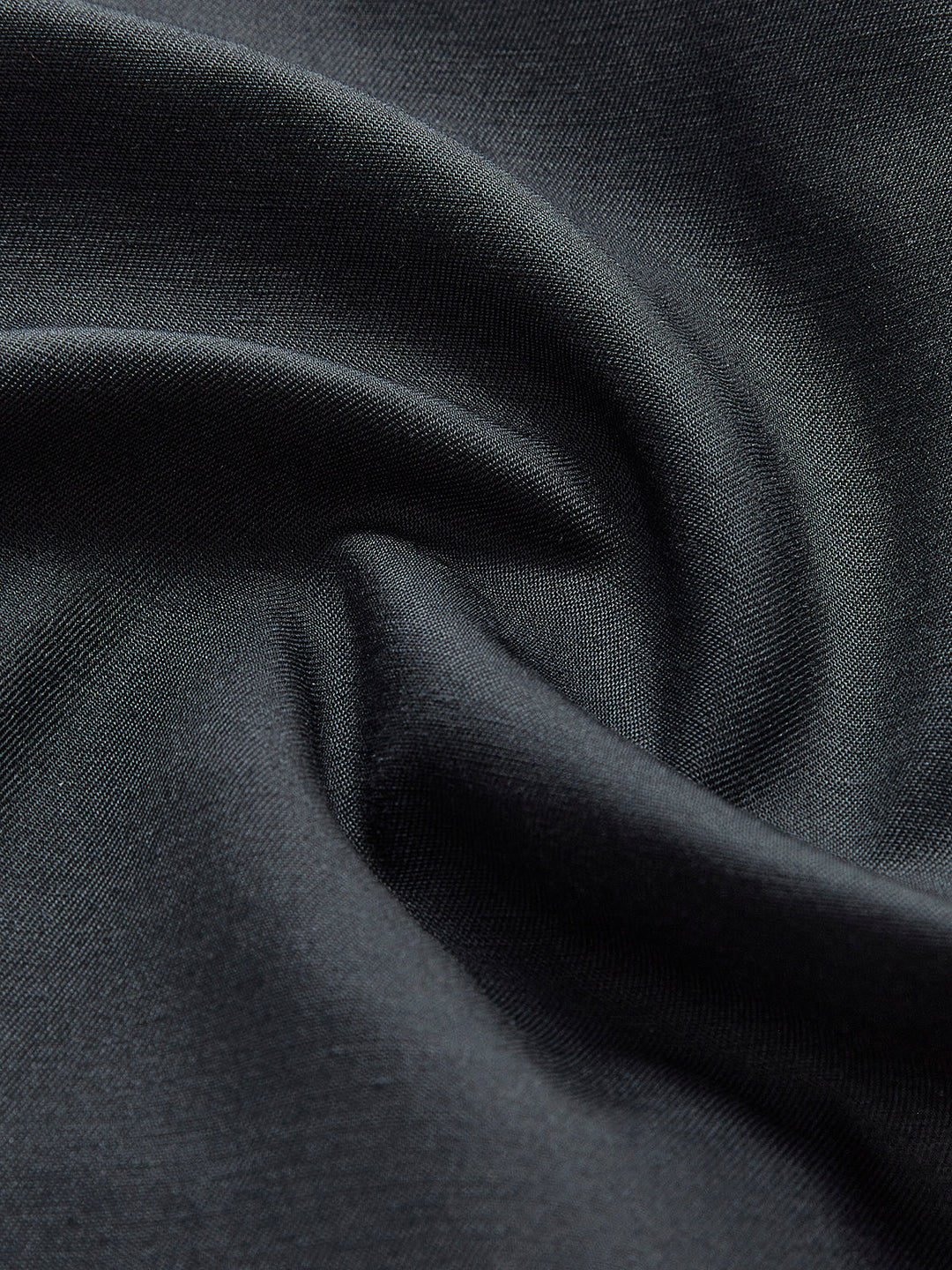 Veste Noire Brodée | Motifs Célestes | Élégance Artistique