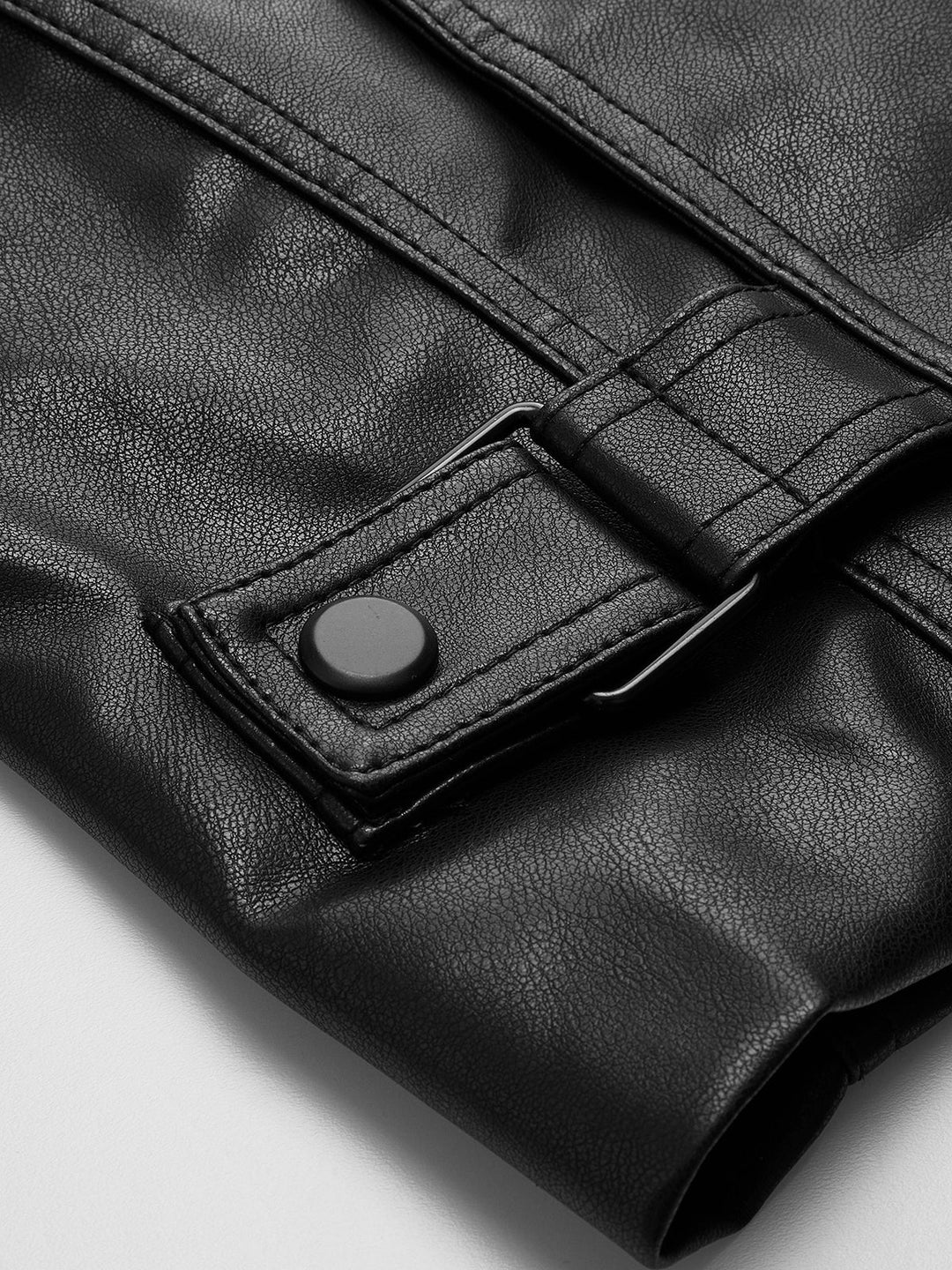 Veste Courte en Similicuir | Look Audacieux et Moderne | Style Perfecto