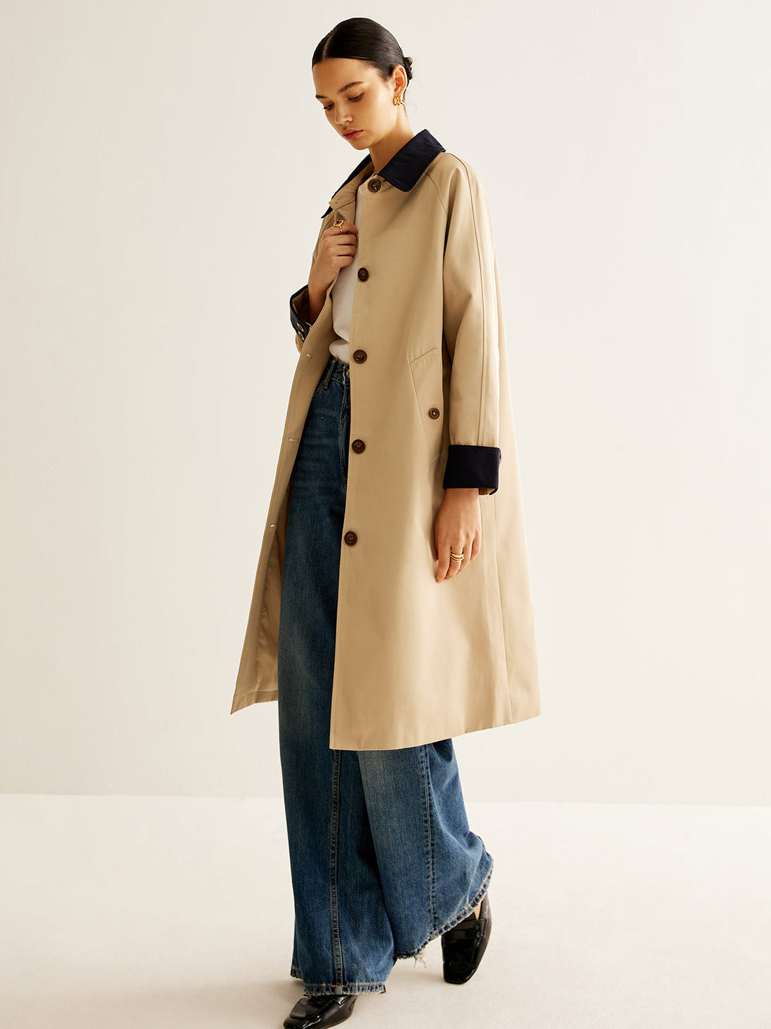 Trench-Coat Beige Classique | Élégance & Polyvalence | Style Intemporel