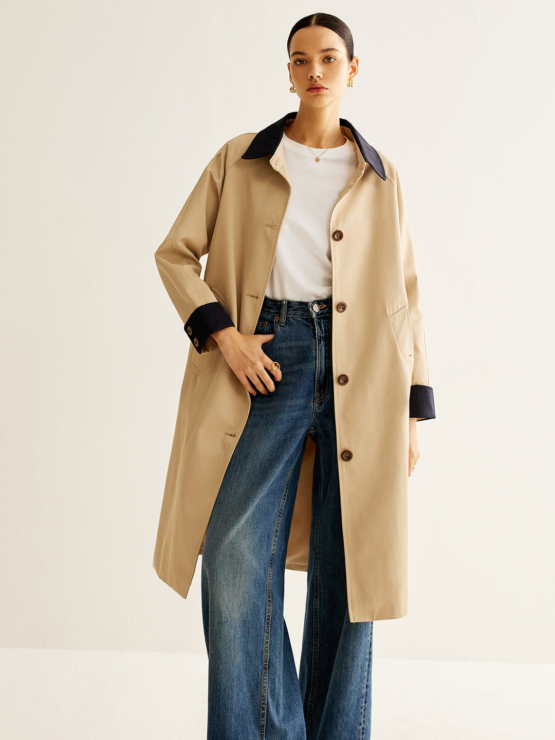 Trench-Coat Beige Classique | Élégance & Polyvalence | Style Intemporel