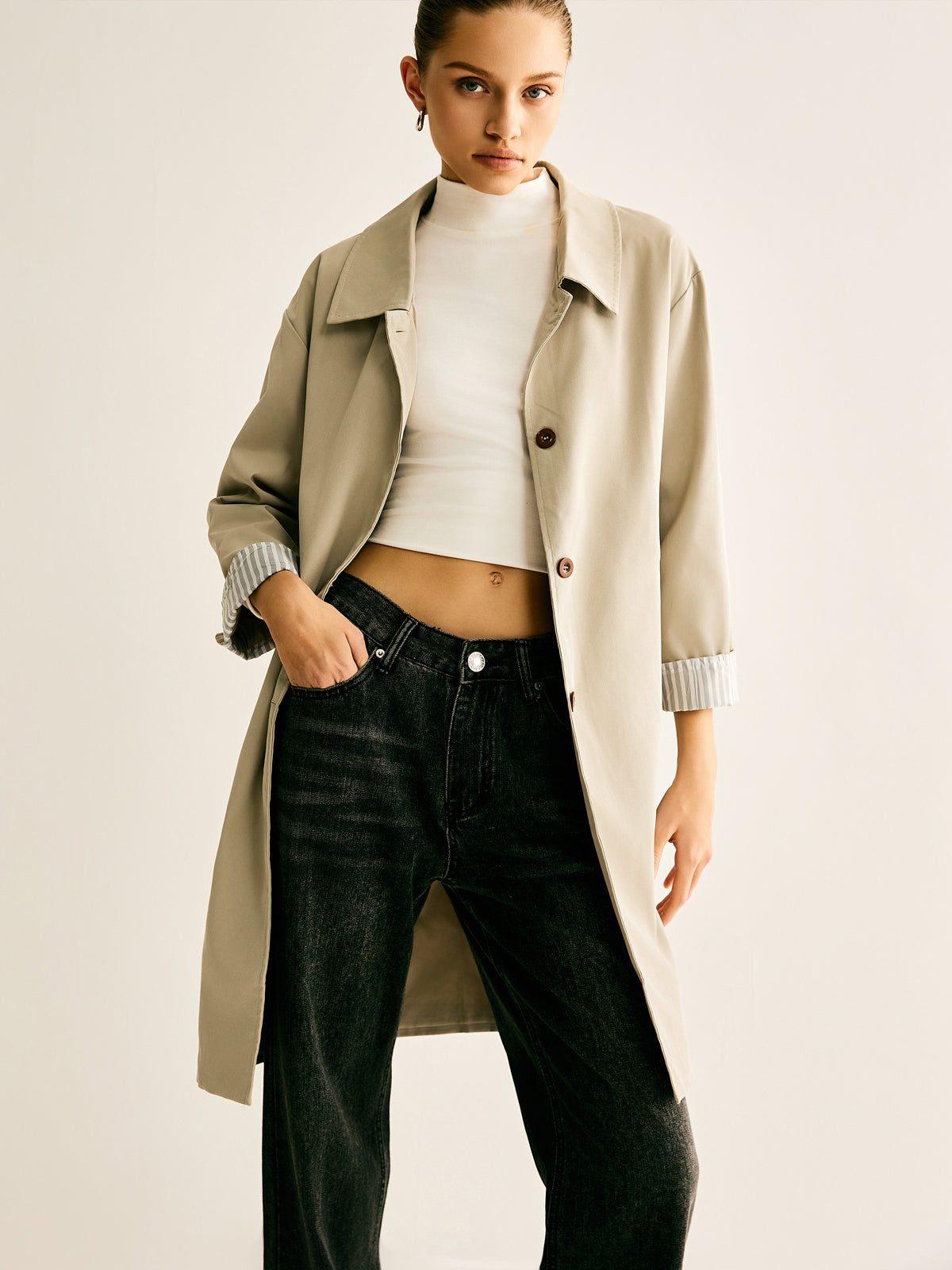 Trench-Coat Léger | Élégance Intemporelle | Coupe Longue et Fluide