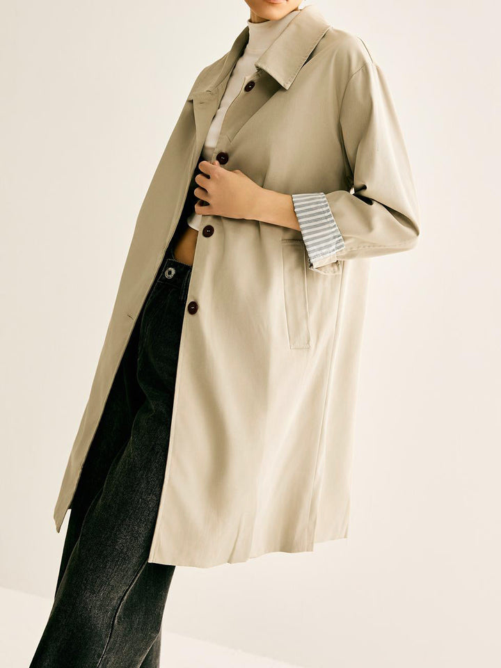 Trench-Coat Léger | Élégance Intemporelle | Coupe Longue et Fluide