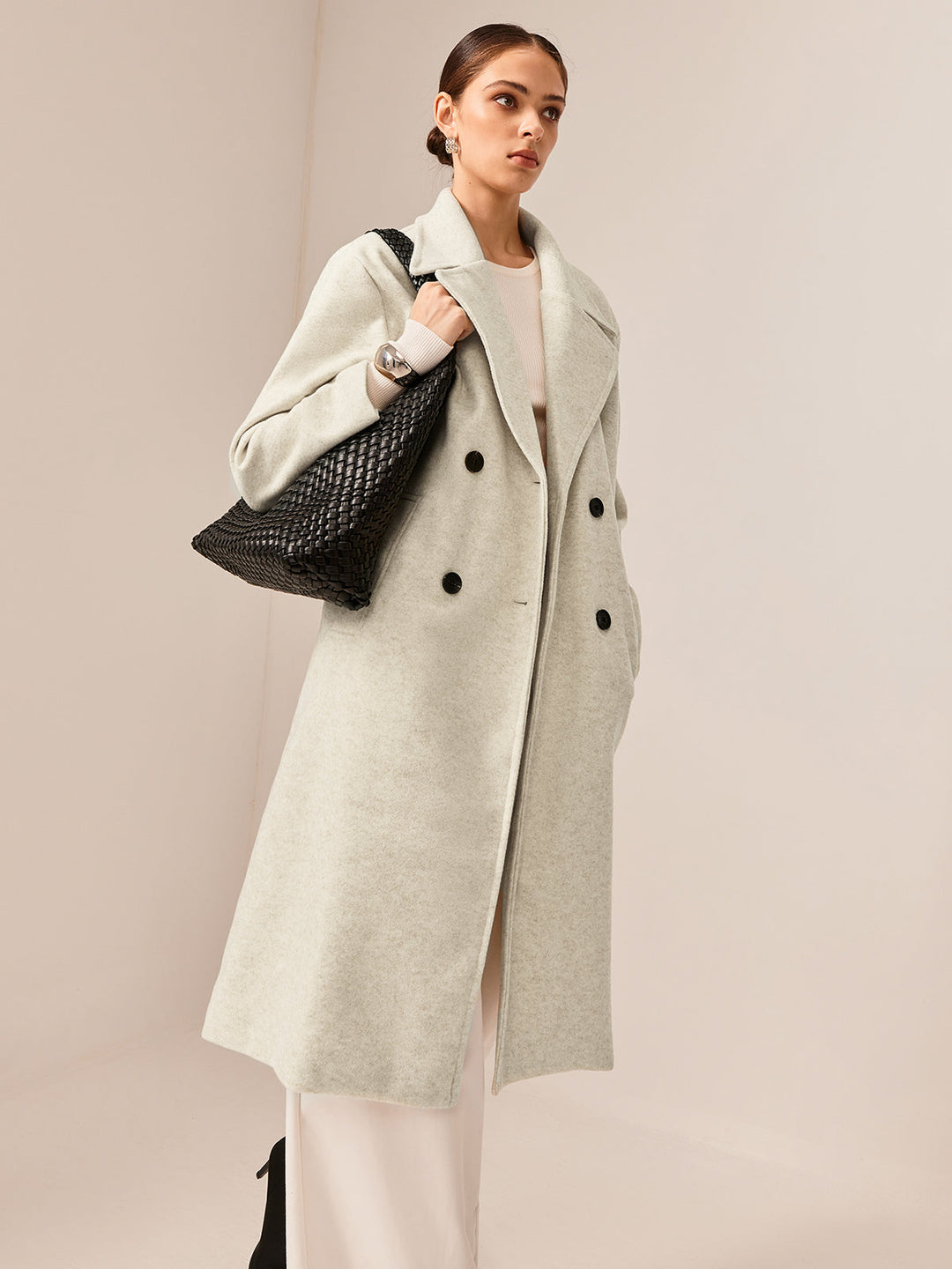 Trench Long Blanc Cassé | Élégance Classique | Polyvalent et Chic