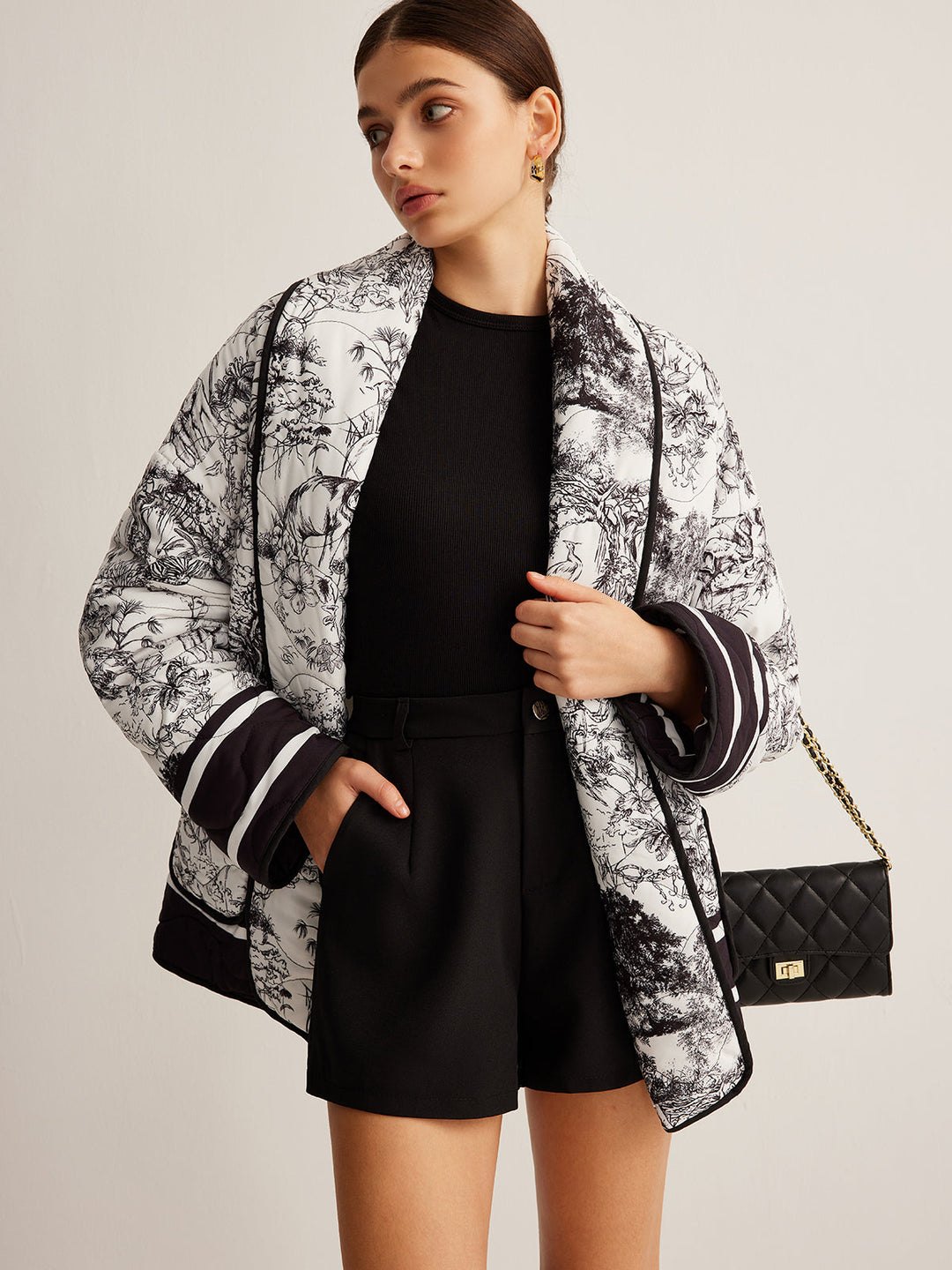 Veste Kimono Imprimée | Noir et Blanc | Élégance Graphique