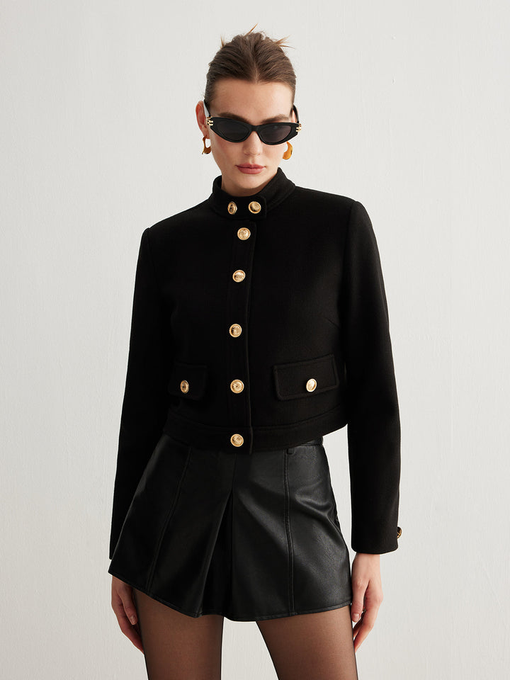 Blazer Court Noir | Boutons Dorés | Élégance Structurée
