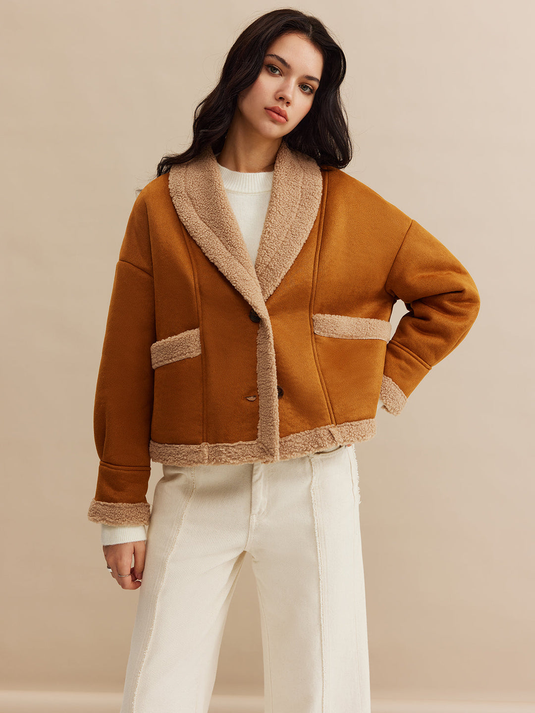 Veste Courte Camel | Contrastée | Moderne et Confortable