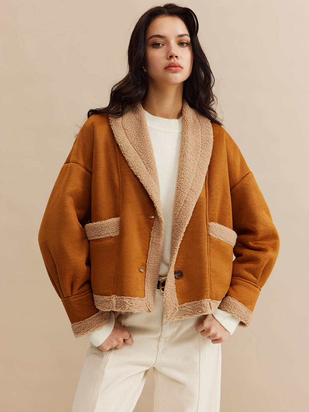 Veste Courte Camel | Contrastée | Moderne et Confortable