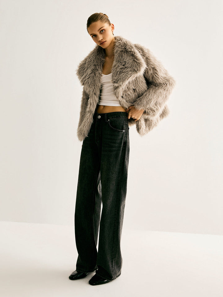 Veste Courte en Fausse Fourrure | Élégance Luxueuse | Style Glamour