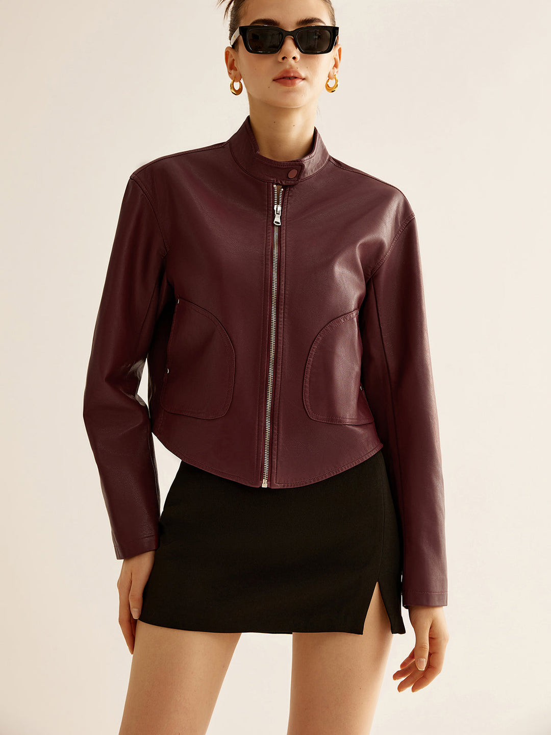 Veste Courte en Cuir Synthétique | Élégance Minimaliste | Style Moderne
