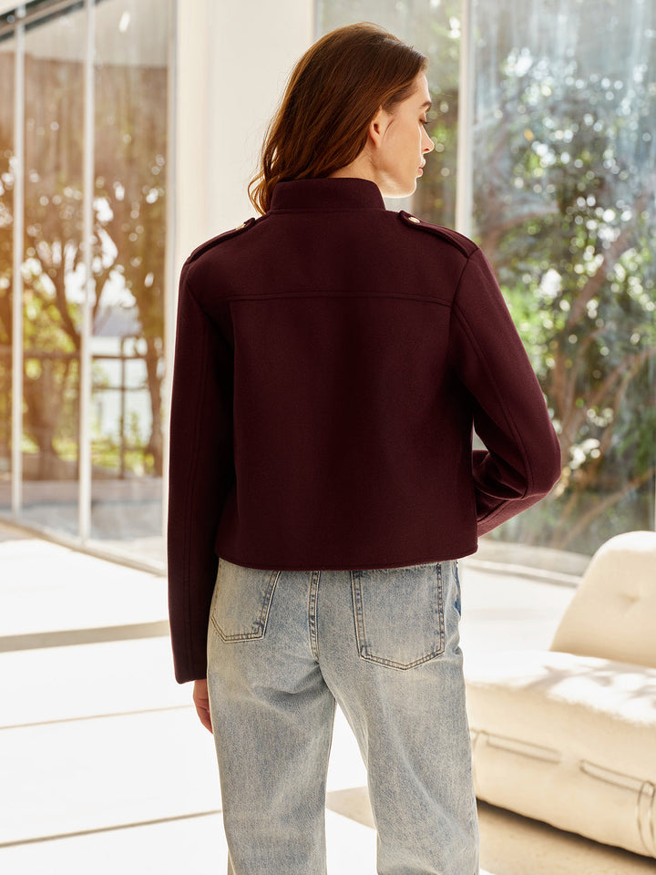 Veste Courte Prune | Poches à Rabat | Boutons Dorés