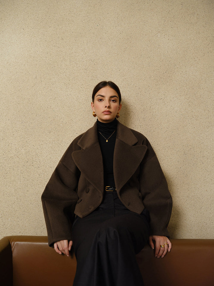 Manteau Court en Laine | Ceinture Ajustable | Brun Élégant