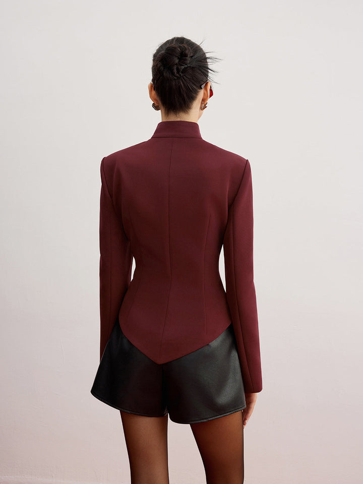 Veste Bordeaux Découpée | Boutons Dorés | Design Cintré