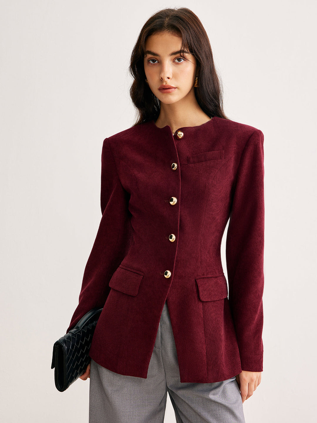 Veste Ajustée à Boutons Dorés | Élégance Raffinée | Coupe Cintrée