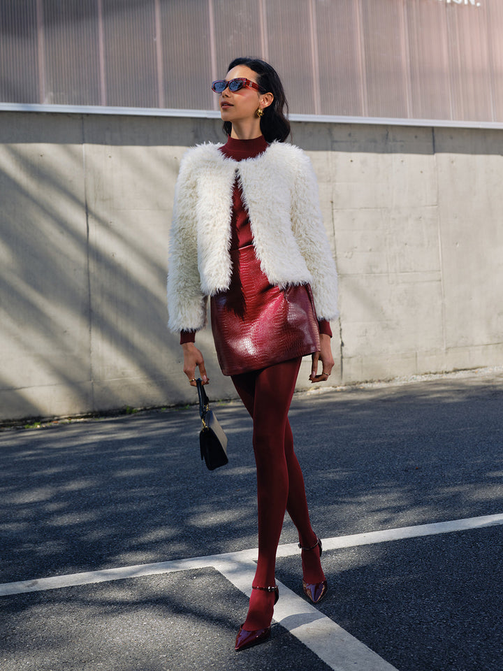 Veste Courte en Fausse Fourrure | Douce et Glamour | Coupe Élégante