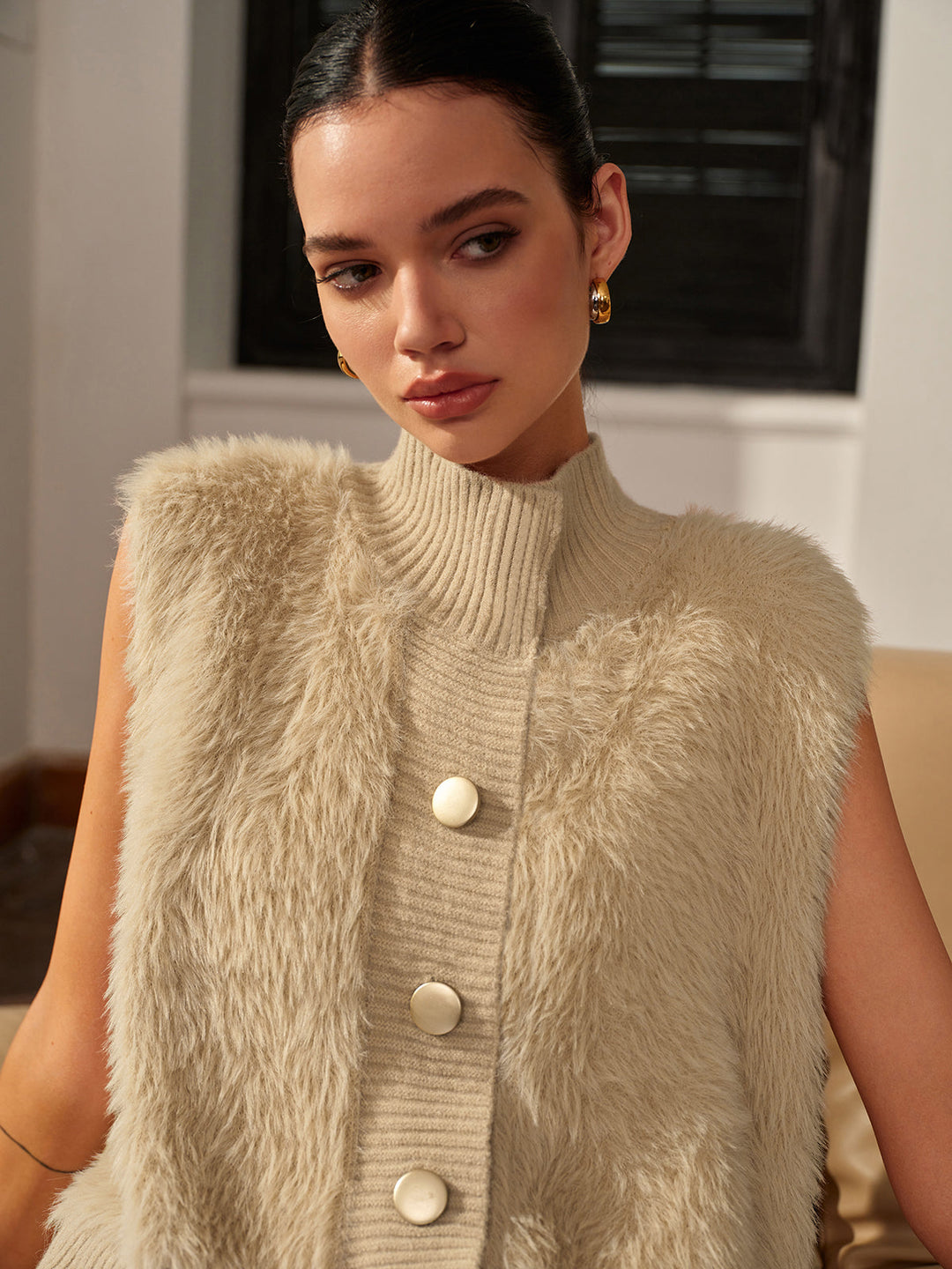 Gilet Sans Manches en Tweed | Élégant et Intemporel | Boutons Dorés