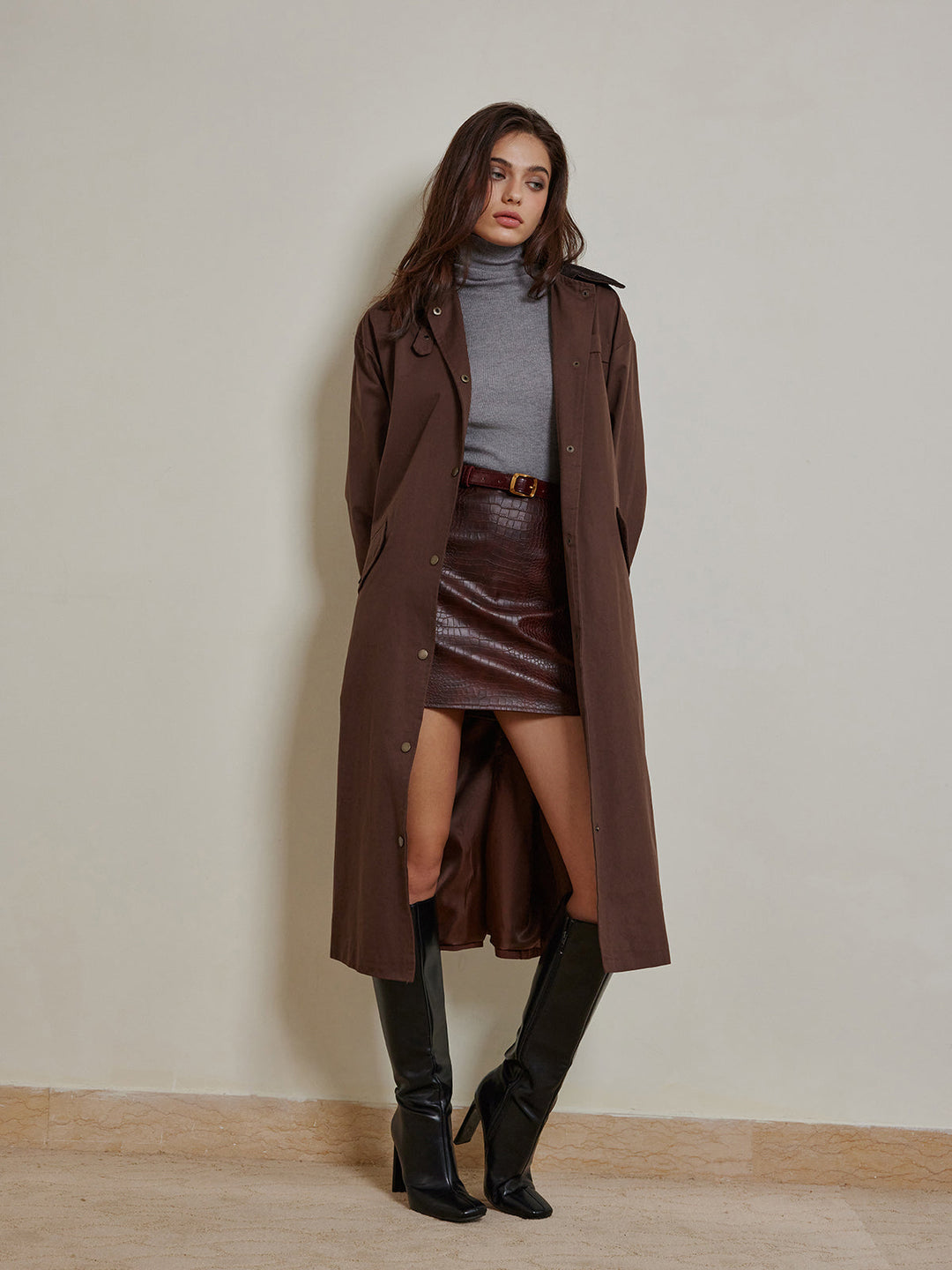 Manteau Long Ceinturé | Tissu en Laine | Élégance Intemporelle