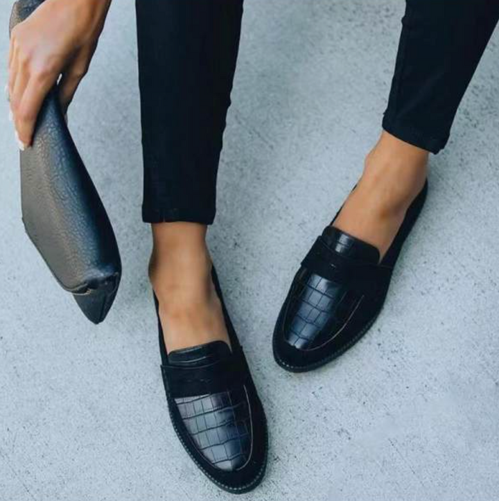 Bernadette | Mocassins à effet croco avec bout rond pour femmes