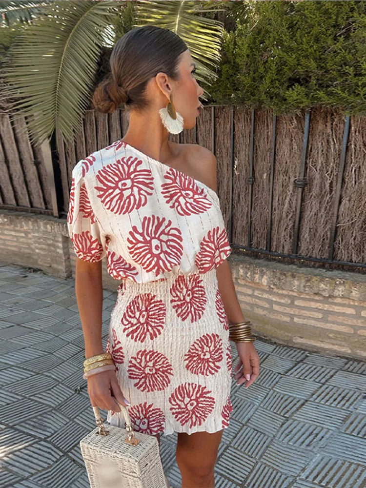 Robe Asymétrique Fleurie Solène – Coupe Fluide & Look d’Été