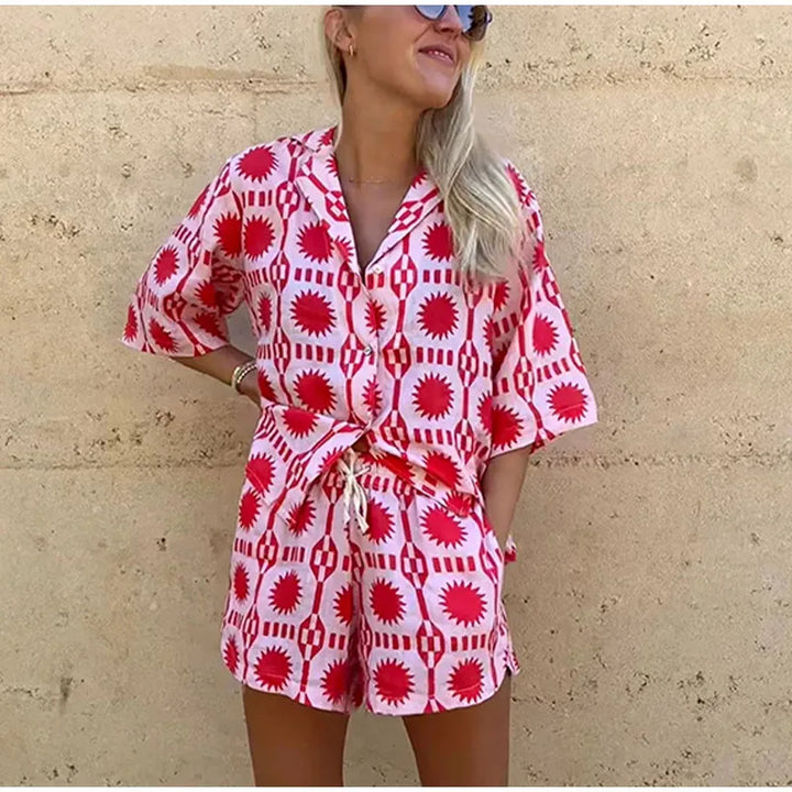 Solaris | Ensemble Deux Pièces Chemise Manches Courtes Short Taille Haute Imprimé Géométrique Fluide Été Pour Femme