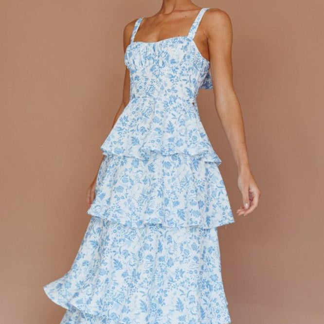 Robe Longue Volantée – Bleu Ciel & Légèreté d’Été