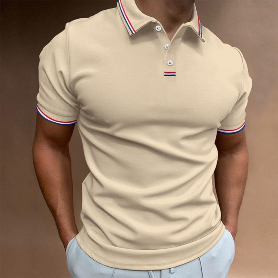 Polo Léandre, le polo léandre mise sur une coupe uni et un col rayé signature