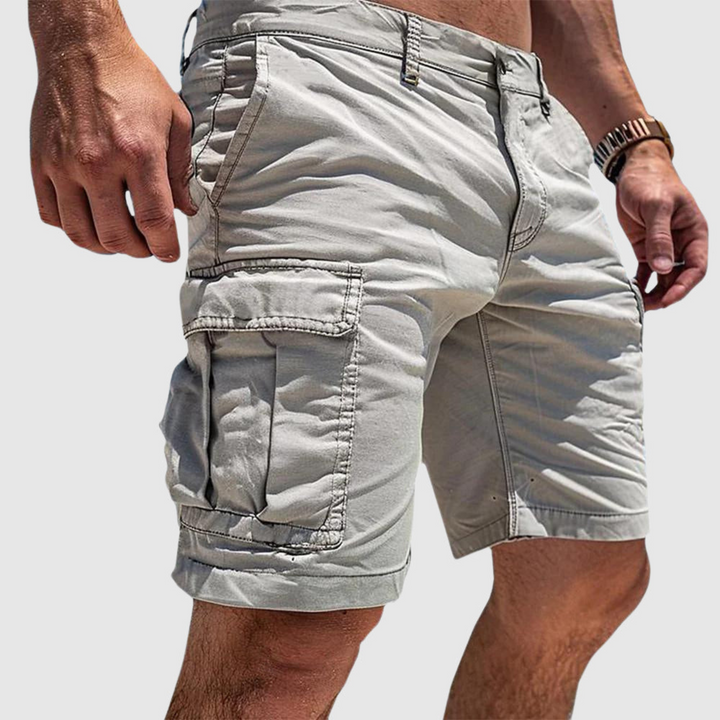 Short cargo Isidore, le short cargo isidore combine praticité et style décontracté