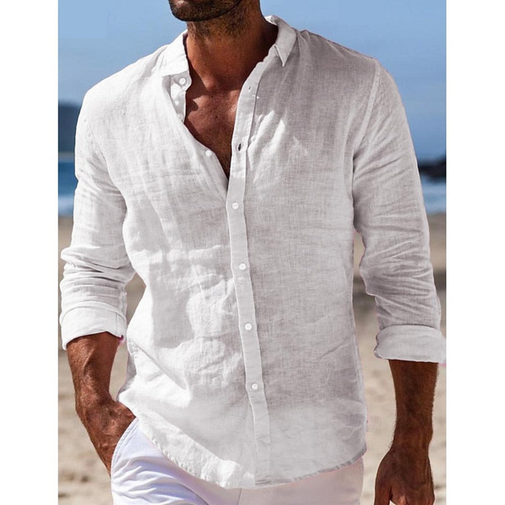 Chemise Cédric, la chemise cédric mise sur une coupe décontractée et un tissu léger