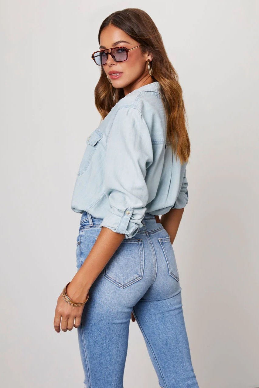 Chemise en Jean Décontractée – Coupe Droite & Bleu Authentique