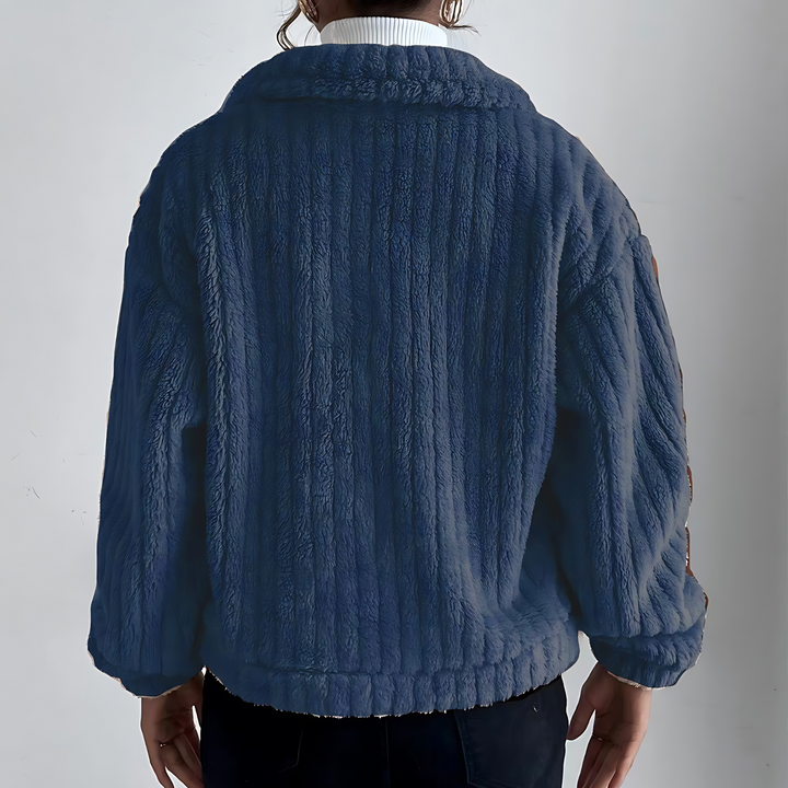 Veste Courte en Fausse Fourrure | Texture Côtelée | Confort et Élégance