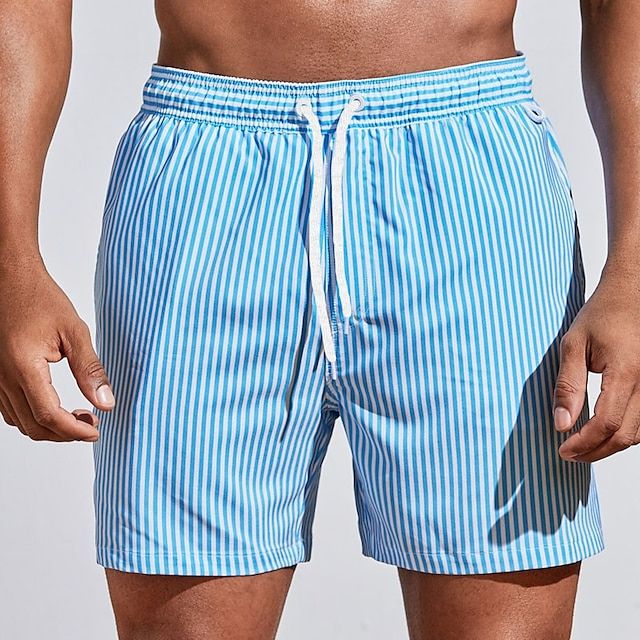 Maillot de bain Gaspard, le maillot de bain gaspard mise sur un motif rayé classique et une coupe confortable