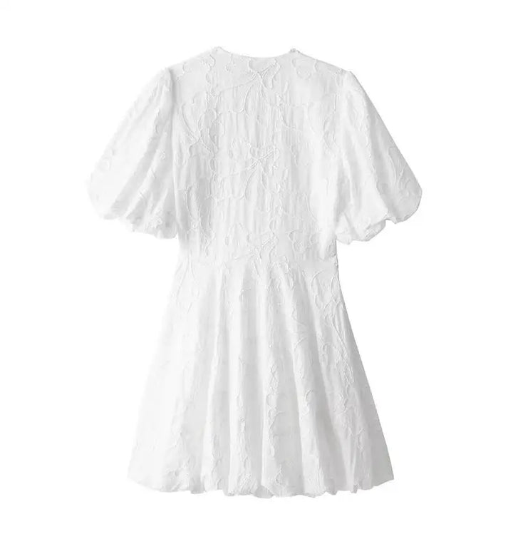 Robe Babydoll Blanche – Broderie Anglaise & Look Estival