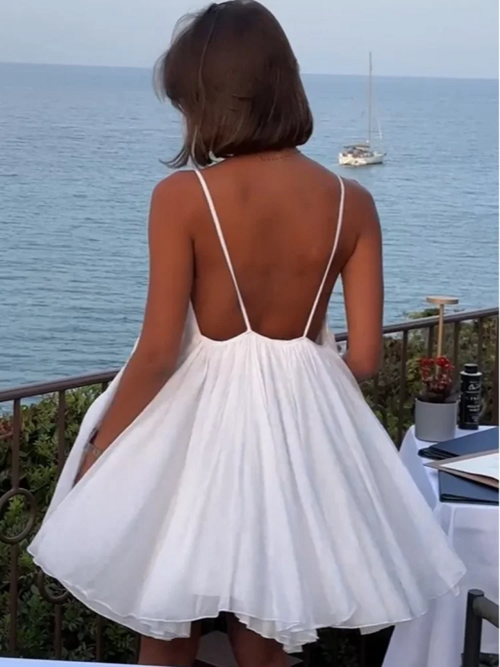 Robe Légère Écume – Blanc Été & Coupe Fluide Bohème