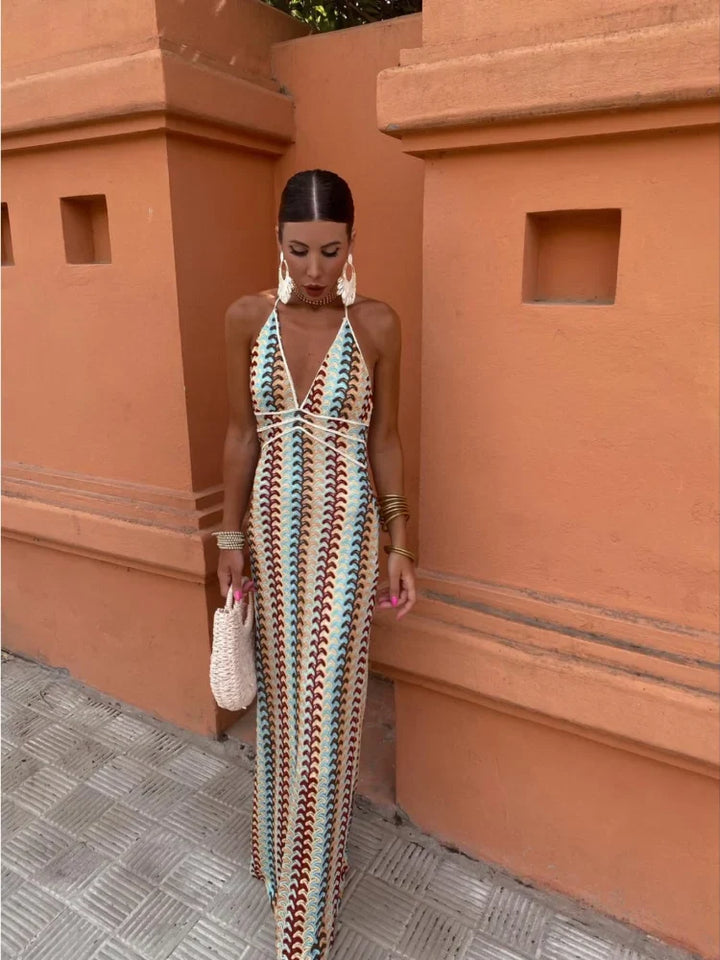 Tribal & Sensuelle – Robe Longue Dos Nu Sable d’Été