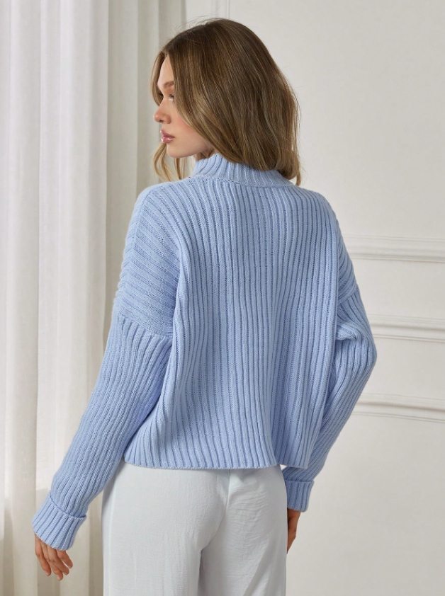 Pull femme en tricot doux – Col mi-haut – Bleu – Automne/Hiver