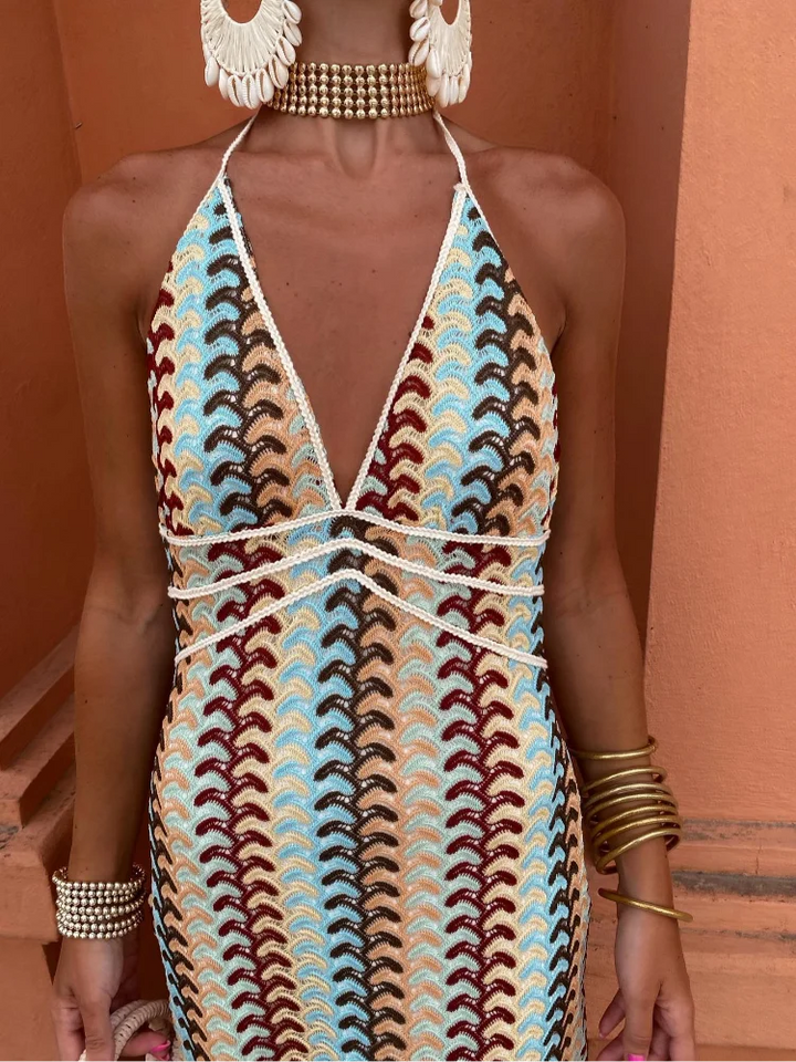 Tribal & Sensuelle – Robe Longue Dos Nu Sable d’Été