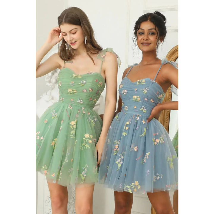 Amara | Robe de bal en tulle brodé pour femme